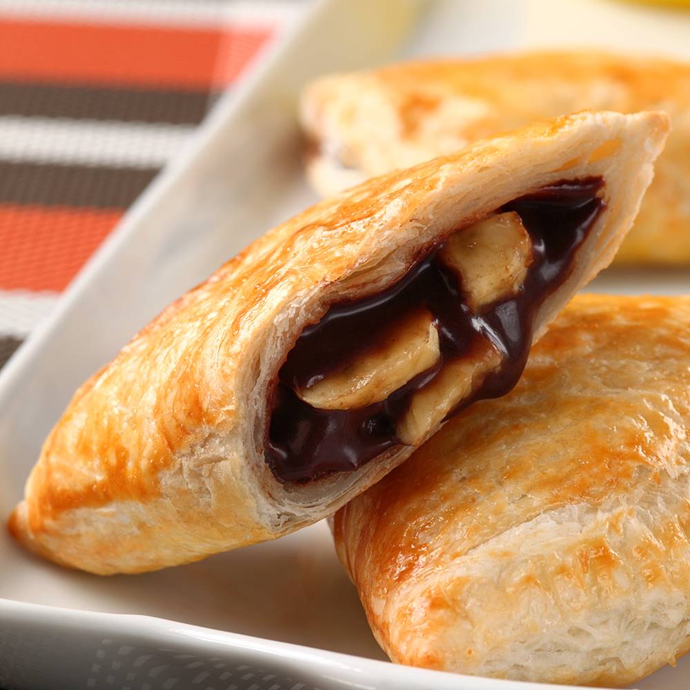 Banana Chocolate Puff (Serves: 4)